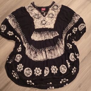 Faded Glory Black Embroidered Boho Tunic